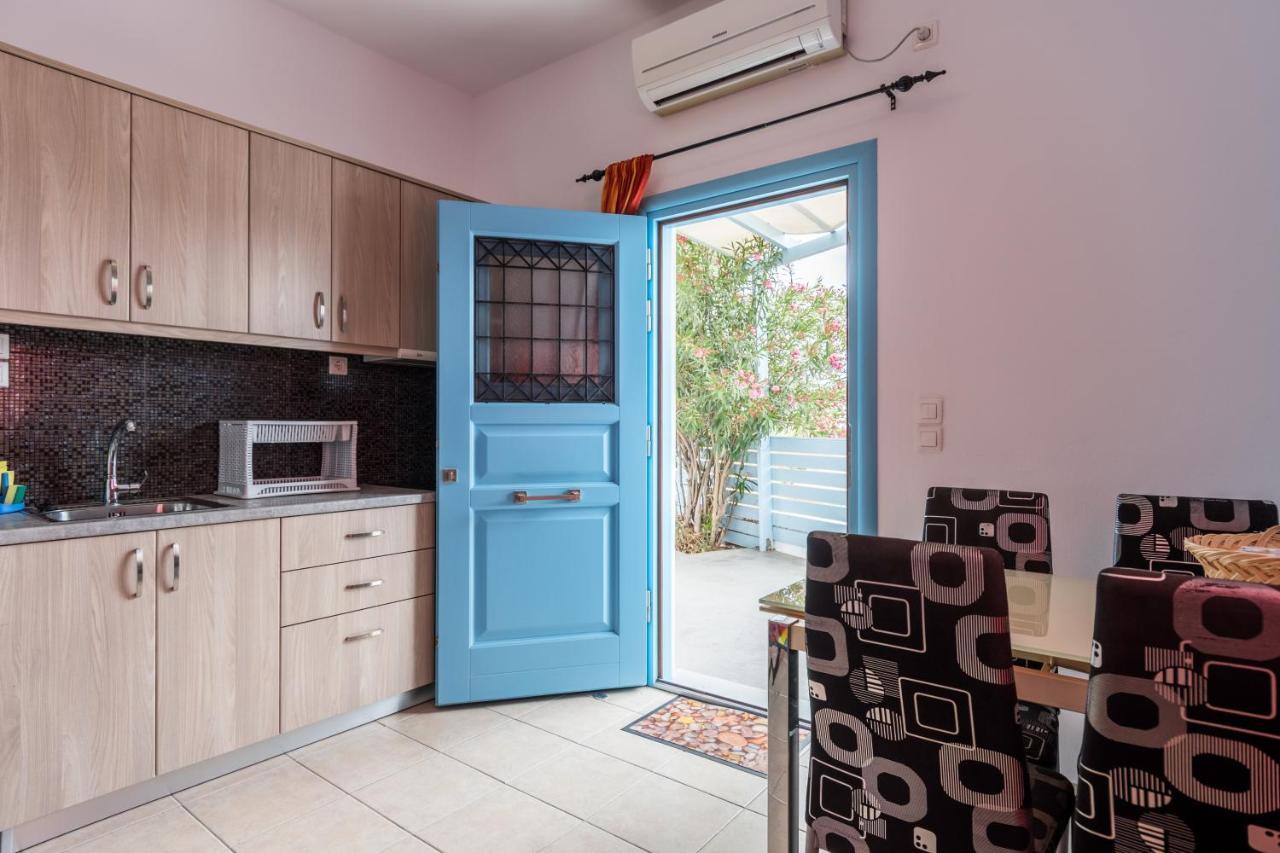 Adelphi Apartments 페리사 외부 사진