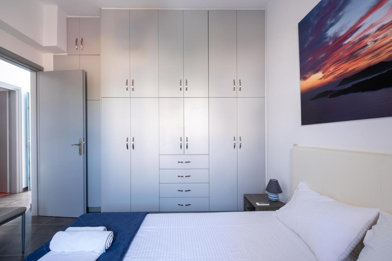 Adelphi Apartments 페리사 외부 사진