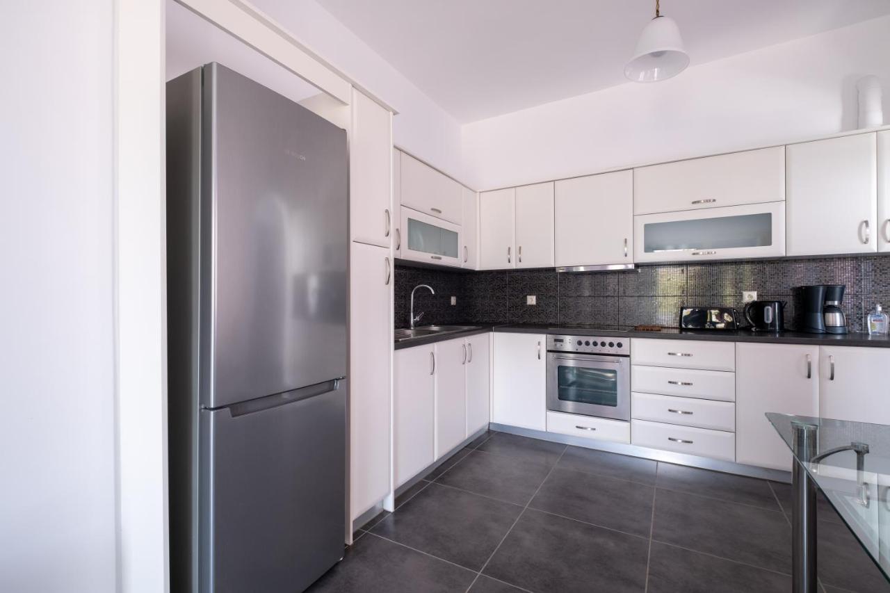 Adelphi Apartments 페리사 외부 사진