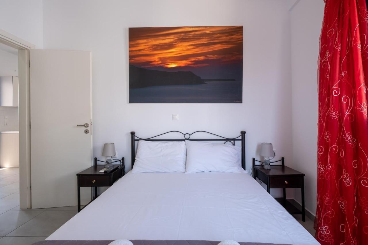 Adelphi Apartments 페리사 외부 사진