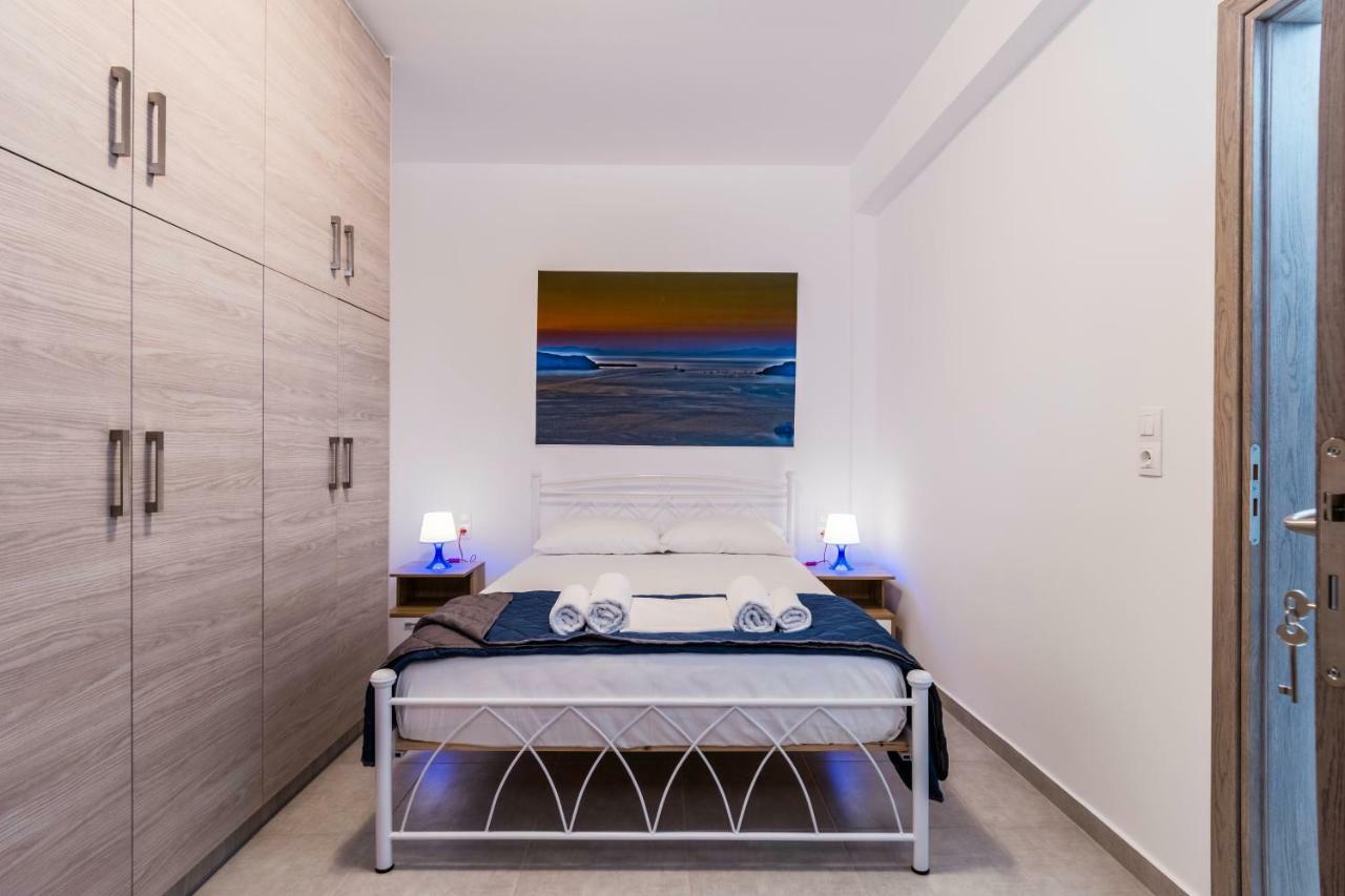 Adelphi Apartments 페리사 외부 사진