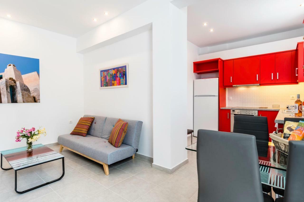 Adelphi Apartments 페리사 외부 사진